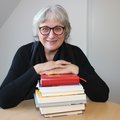 Viele Bücher haben Pastorin Denise Westphal in ihrem Berufsleben begleitet, aber das Gesangbuch liebt sie besonders. Viele Bücher haben Pastorin Denise Westphal in ihrem Berufsleben begleitet, aber das Gesangbuch liebt sie besonders.